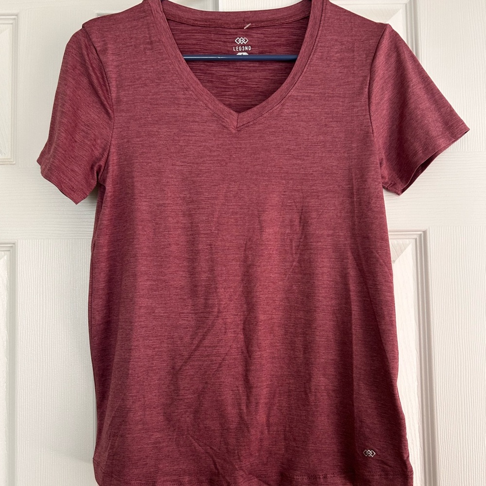 Women’s workout V-Neck Top